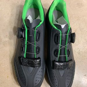 NWT fizik women’s cycling / racing/ spinning shoes 🚵‍♀️